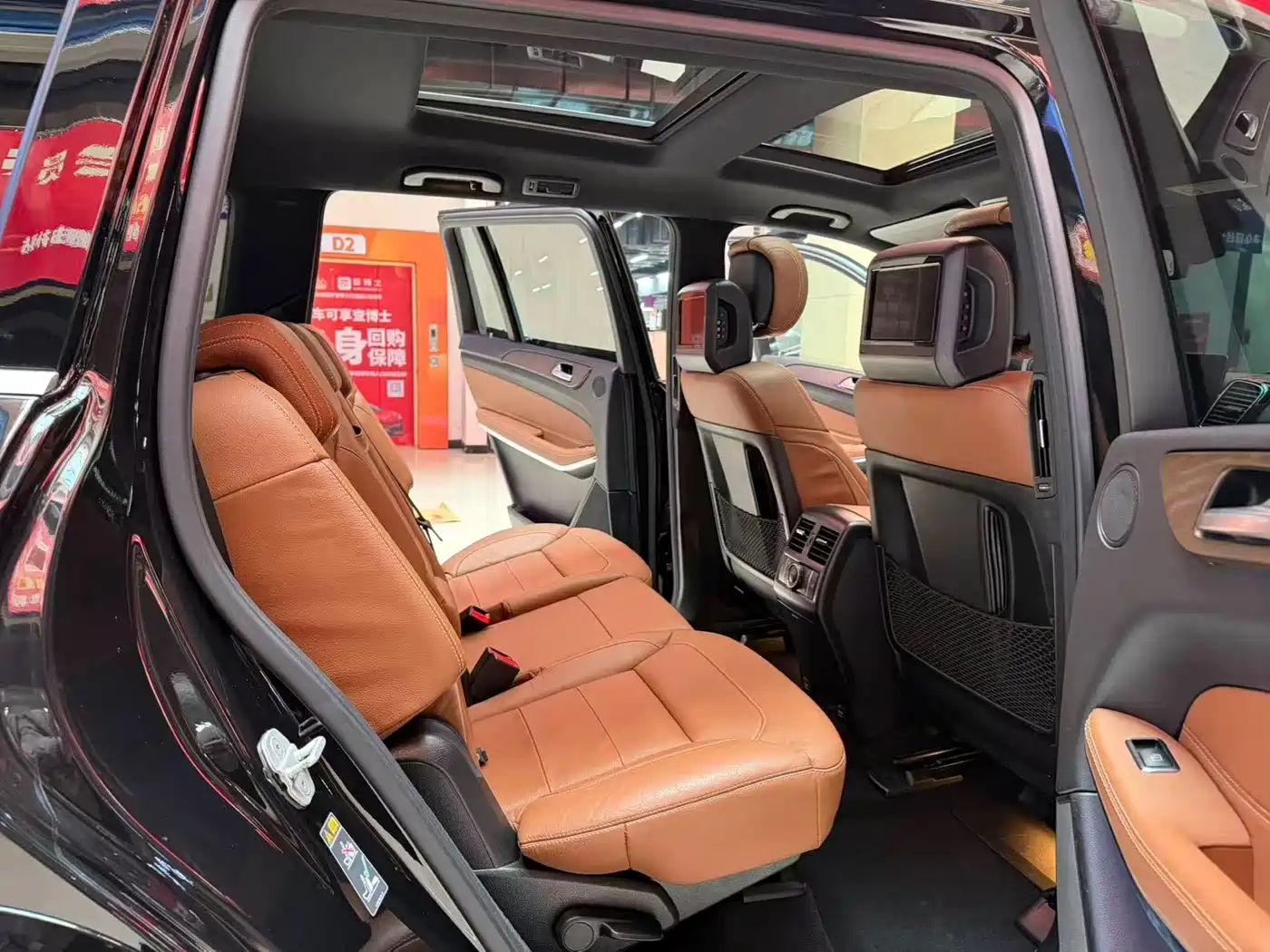 Mercedes-Benz GLS 2018 GLS 500 4MATIC фото 13
