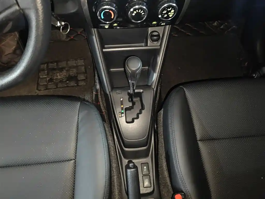 Toyota YARiS L Zhi Xuan 2016 Facelift 1.5E CVT Charming Edition фото 14