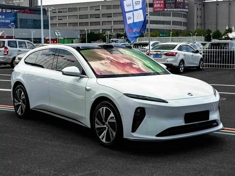 Фото 3 - NIO ET5T