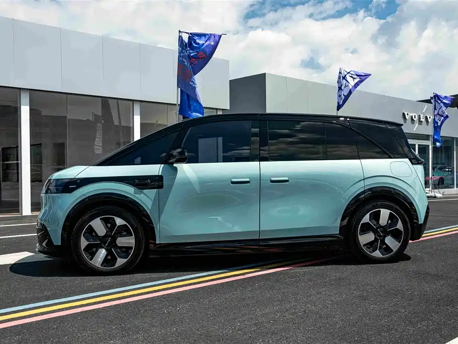 ZEEKR MIX 2025 2025 Long Range Intelligent Driving Edition