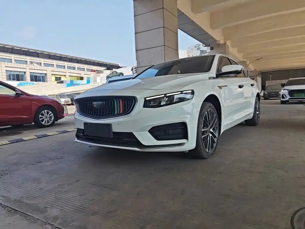 Фото 2 - Geely Preface