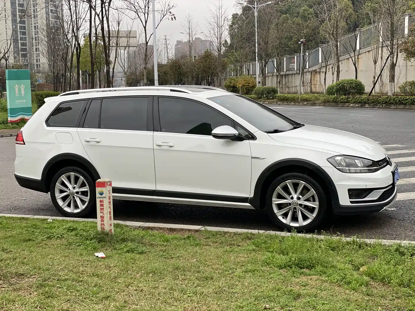 Volkswagen Golf (Import) 2019 1.8TSI Wagon фото 9