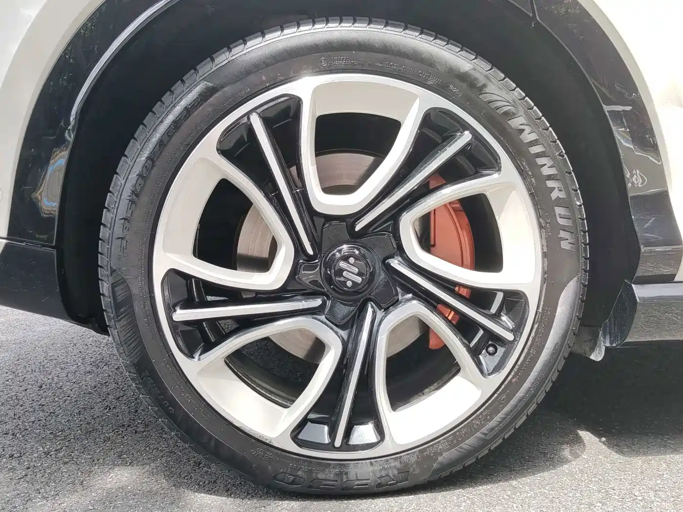 IM Motors IM LS7 2023 2023 Model 90kWh Elite RWD Edition
