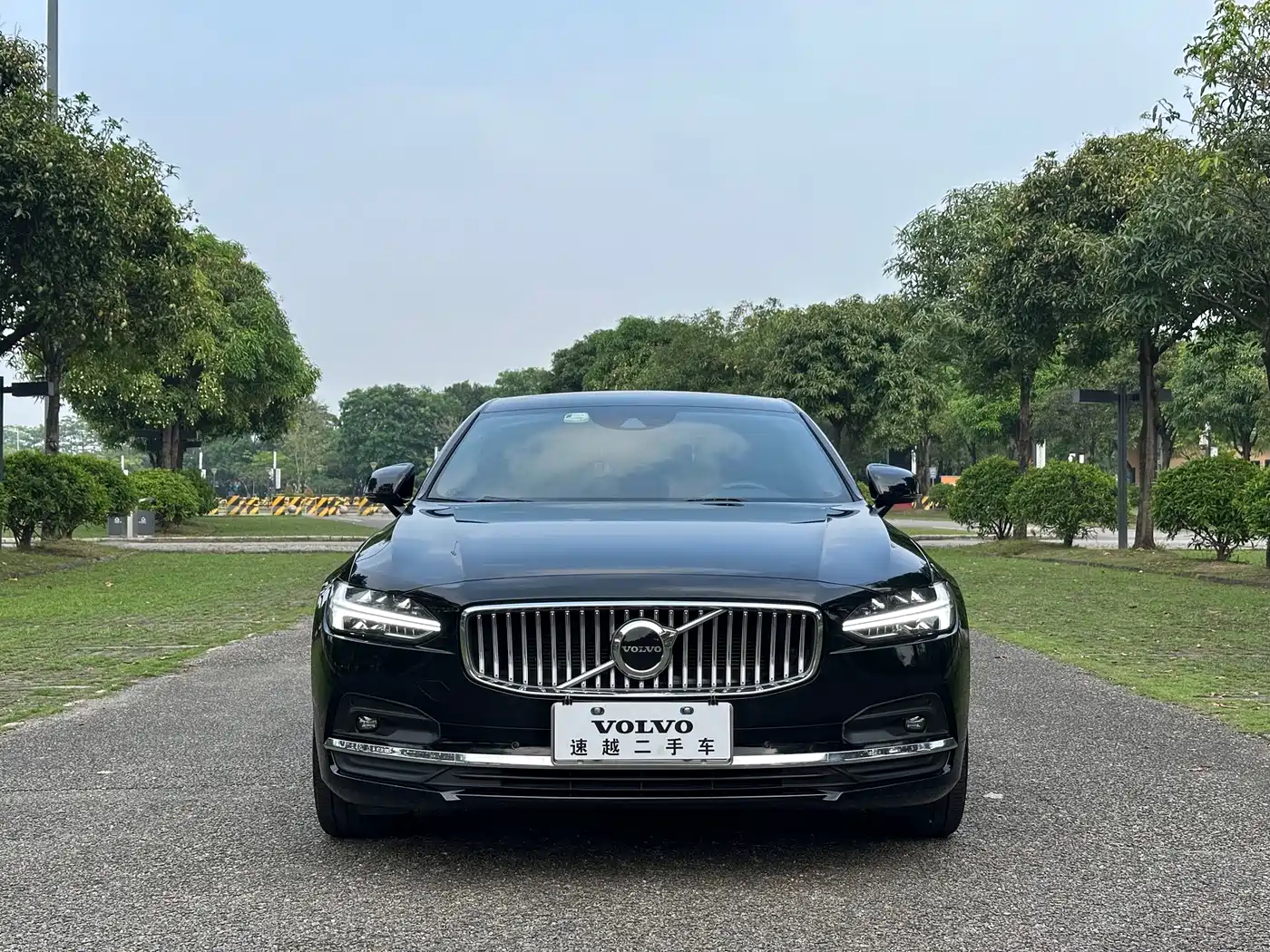 Volvo S90 2021 Model B5 Inscription Luxury Edition фото 2