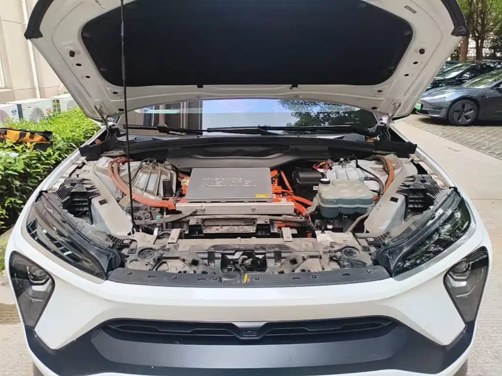 Фото 20 - NIO ES6