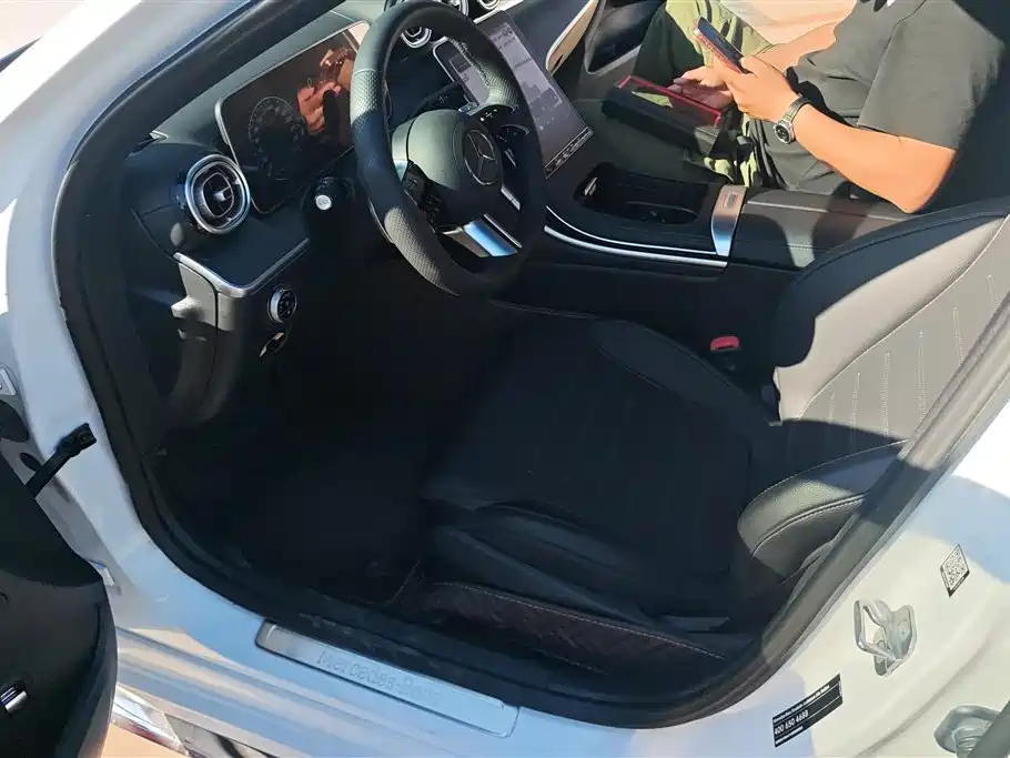Mercedes-Benz C-Class 2024 Facelift III C 260 L Sport фото 9
