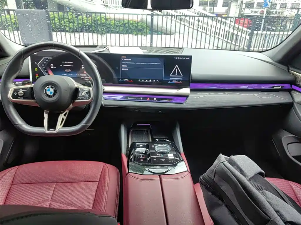 BMW 5 Series 2025 530Li Premium M Sport Package фото 10