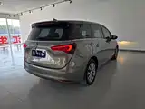 Photo 4 - Buick GL6