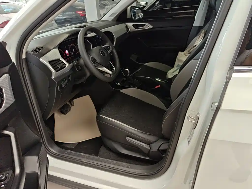 Volkswagen Tanying 2025 2023 Model 200TSI DSG Joy Smart Connect Edition