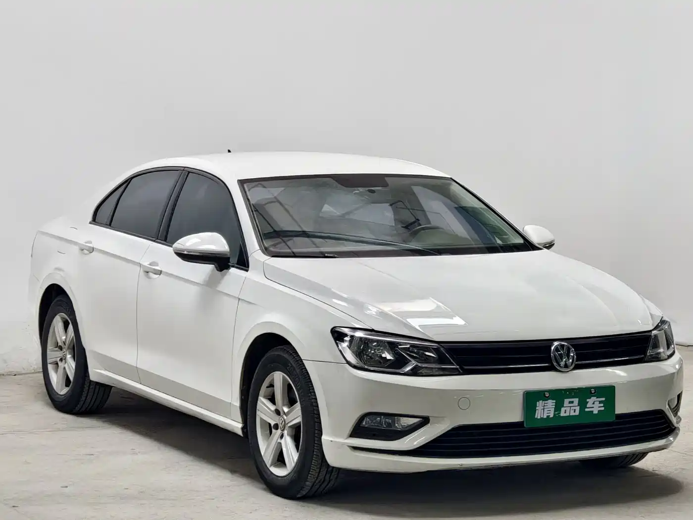 Volkswagen Lamando 2015 2015 230TSI DSG Style