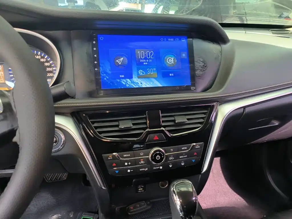 Venucia T90 2017 2017 2.0L CVT Smart Edition