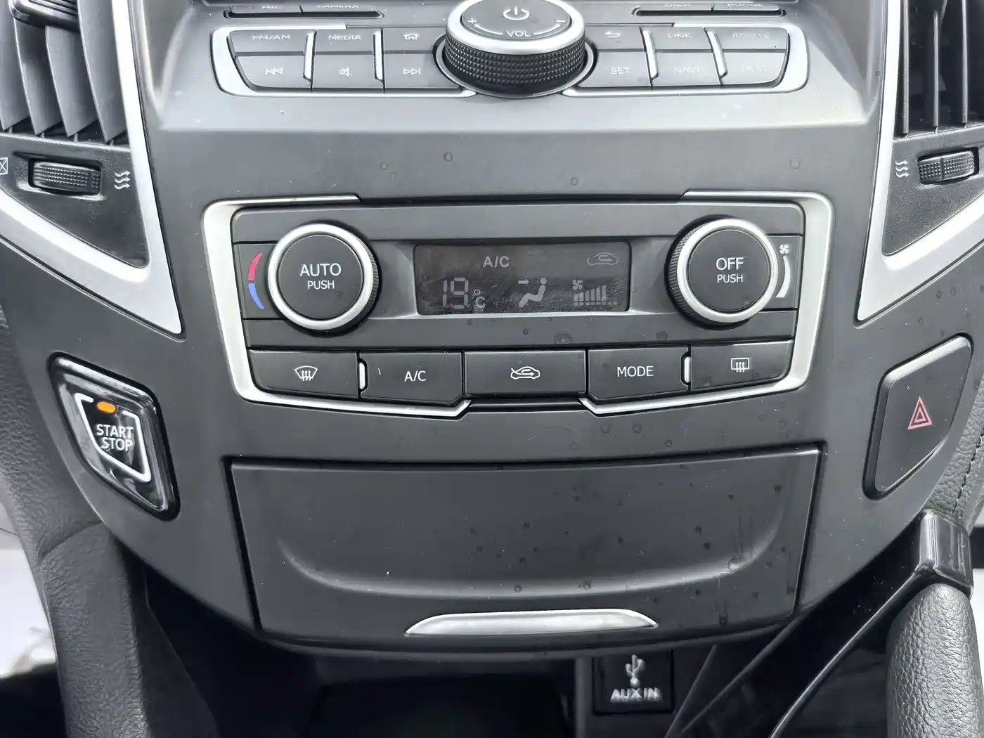 Dongfeng Aeolus Dongfeng Fengshen AX7 2016 2016 2.0L Automatic Smart Comfort