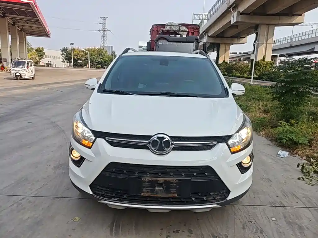BAIC Senova X25 2017 2015 1.5L Automatic Elite