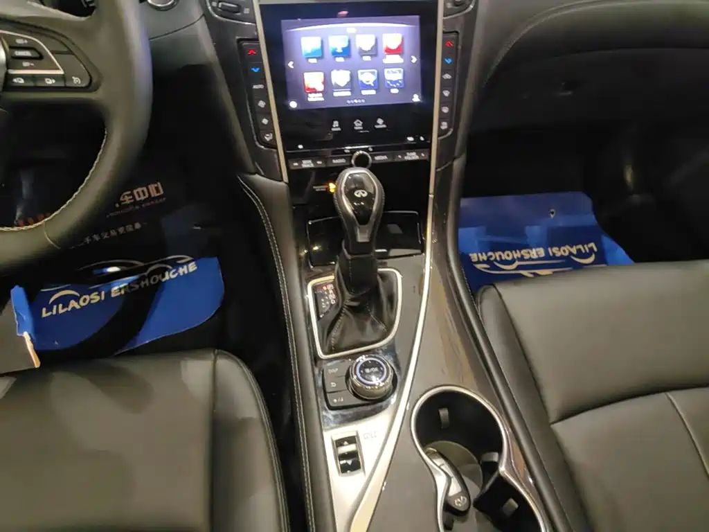 Infiniti Q50L 2018 2018 2.0T Comfort (China VI)