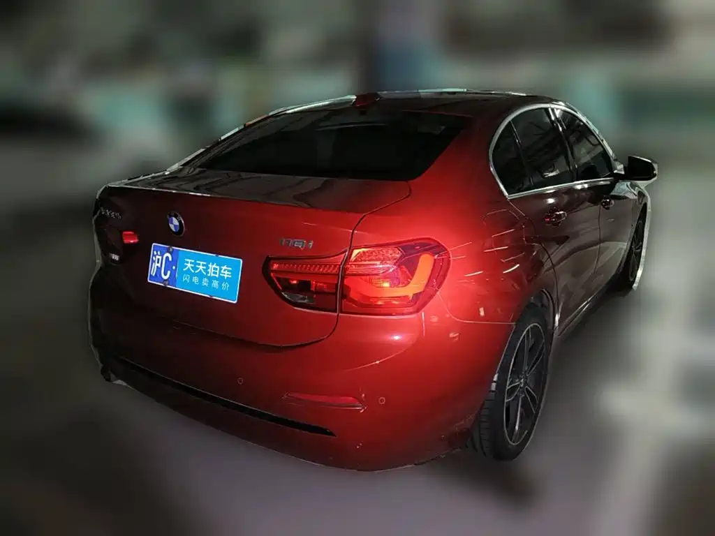 Photo 2 - BMW 1 Series