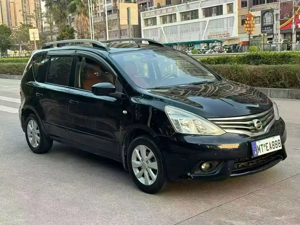 Nissan Livina 2014 2013 1.6XL CVT Luxury