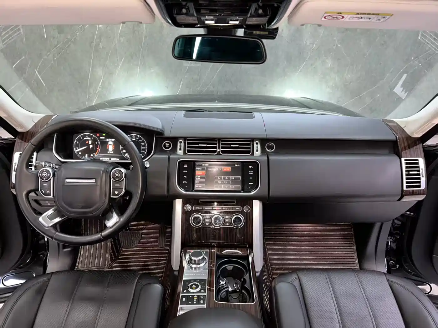 Land Rover Range Rover 2014 3.0 SC V6 Vogue SE Genesis Extended Edition фото 11