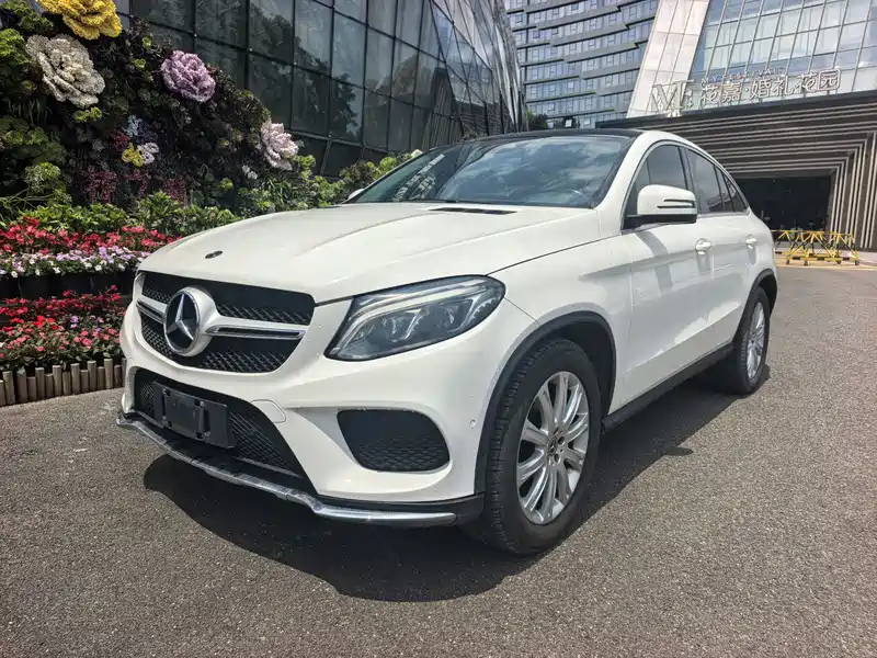 Mercedes-Benz GLE Coupe GLE 320 4MATIC Coupe SUV