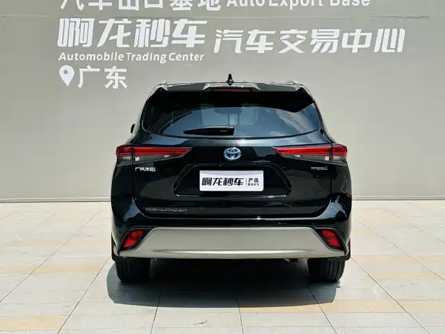 Toyota Highlander 2022 Dual Engine 2.5L 2WD Premium 7-Seater — фото 5
