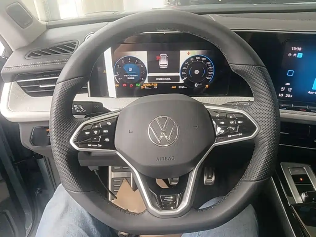 Volkswagen Talagon 2025 2024 380TSI 4WD R-Line Parade Shared Edition