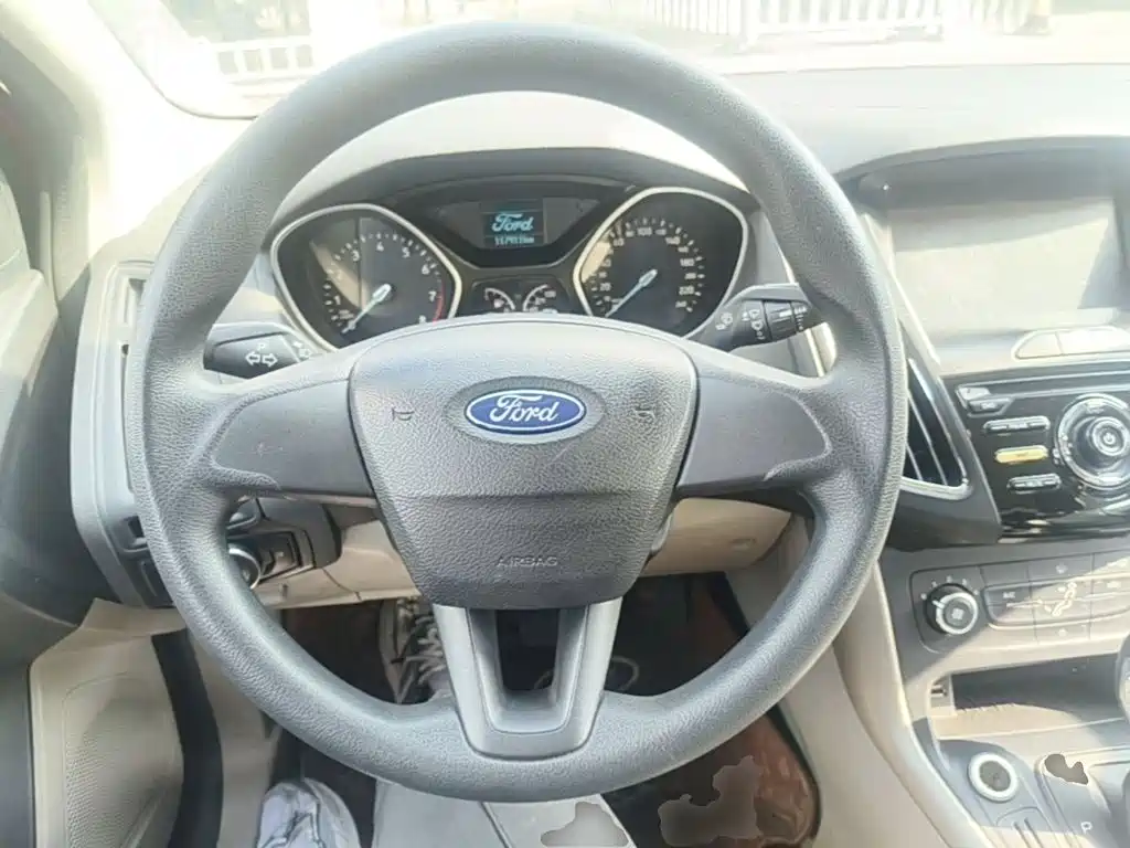 Ford Focus 2015 2015 Sedan 1.6L Automatic Comfort