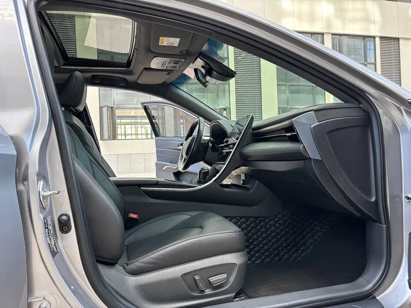 Toyota Avalon 2021 2.5L Luxury Edition фото 10