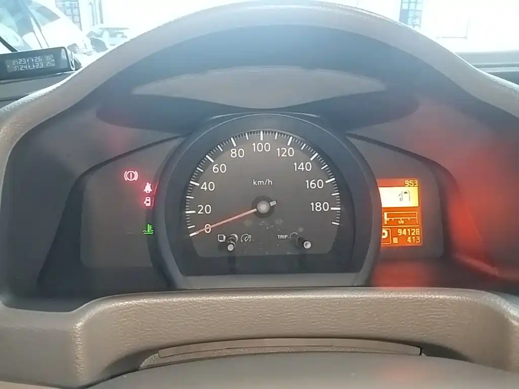 Nissan NV200 2018 2018 1.6L CVT Luxury Model