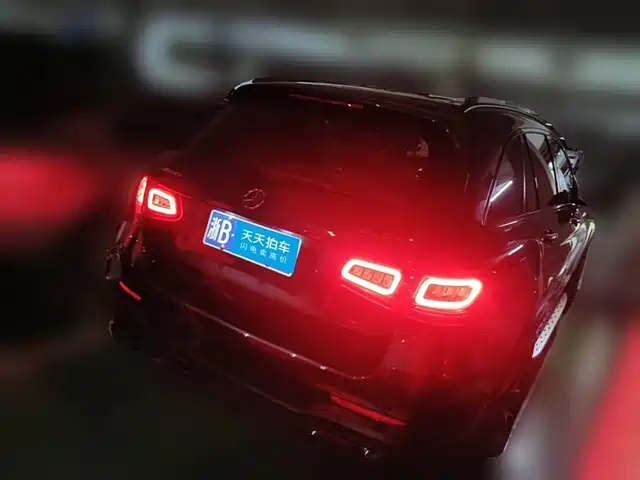 Mercedes-Benz GLC AMG 2022 AMG GLC 43 4MATIC — фото 5