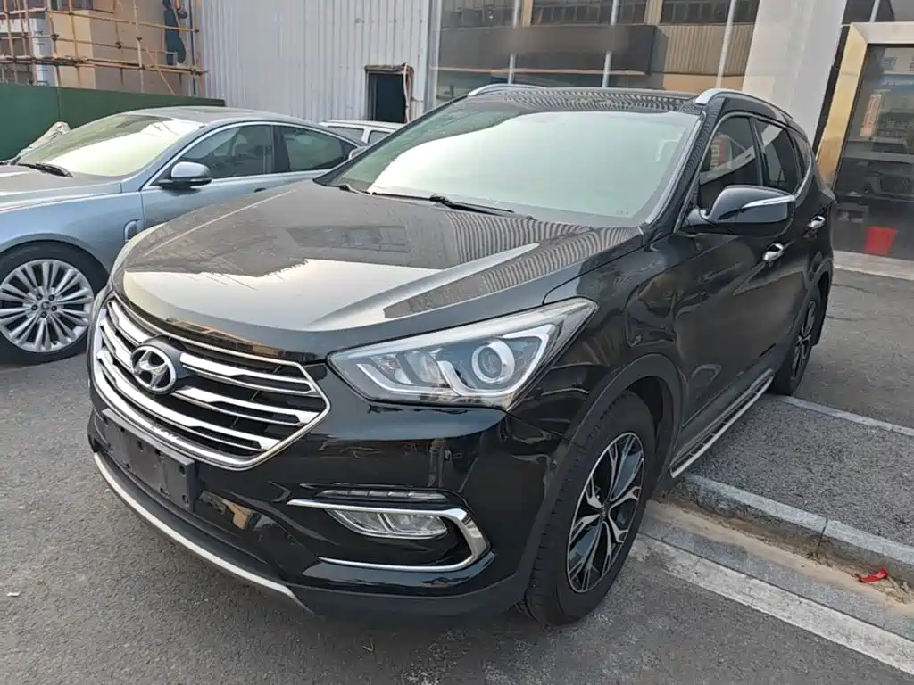 صورة 1 - Hyundai Santa Fe