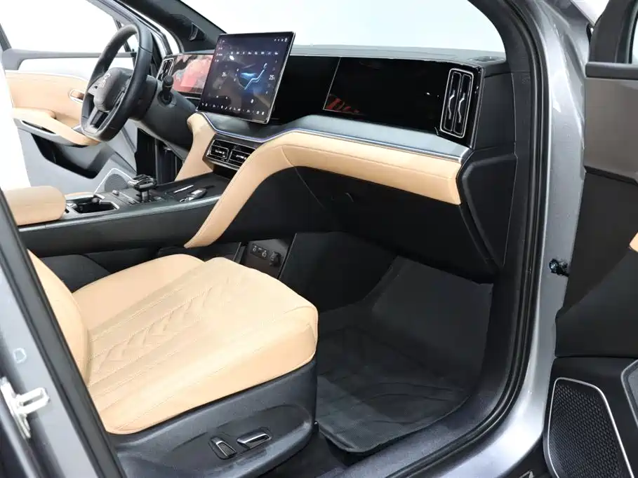 BYD Song L DM-i 2025 Smart Drive Edition 112km Surpassing фото 8