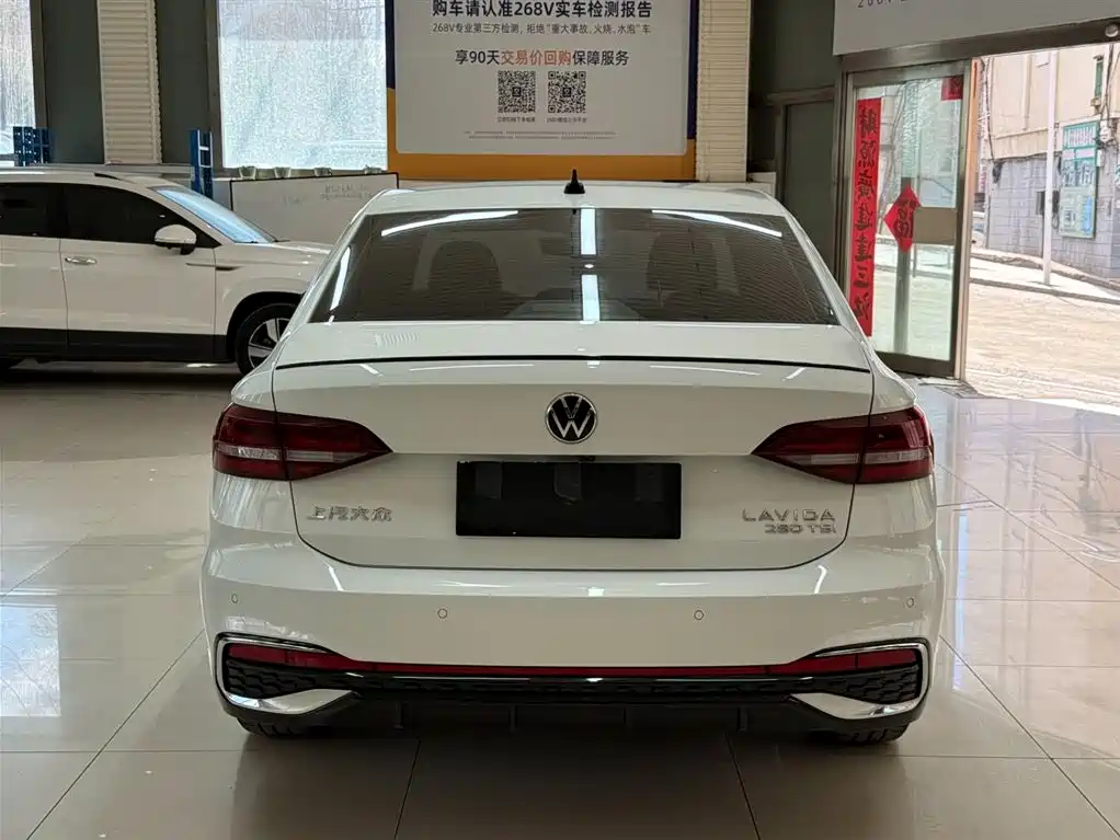 Volkswagen Lavida 2023 280TSI DSG Starlight Comfort Edition фото 5