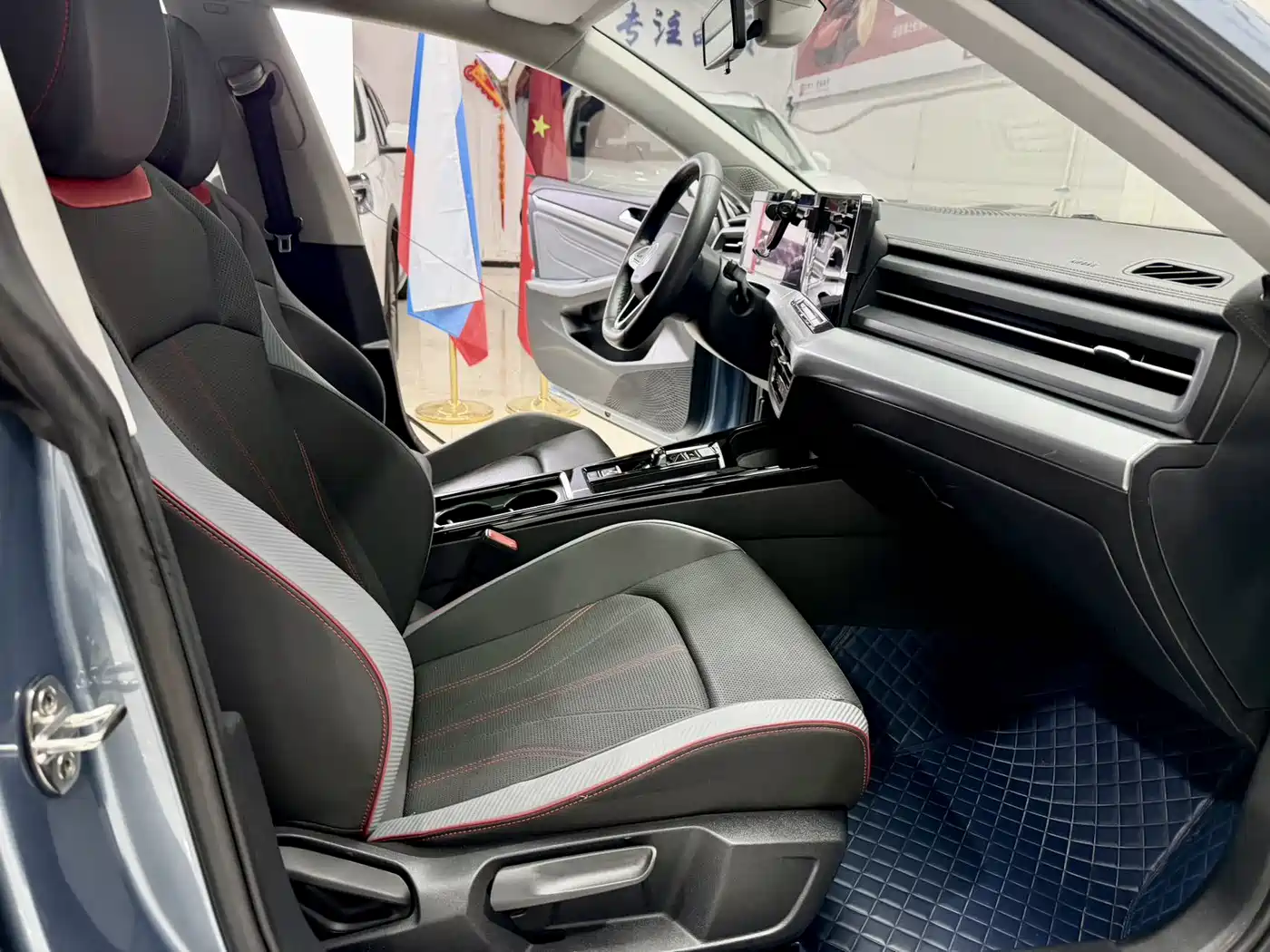 Volkswagen Lamando 2022 Lamando L 280TSI DSG Sporty Edition фото 16