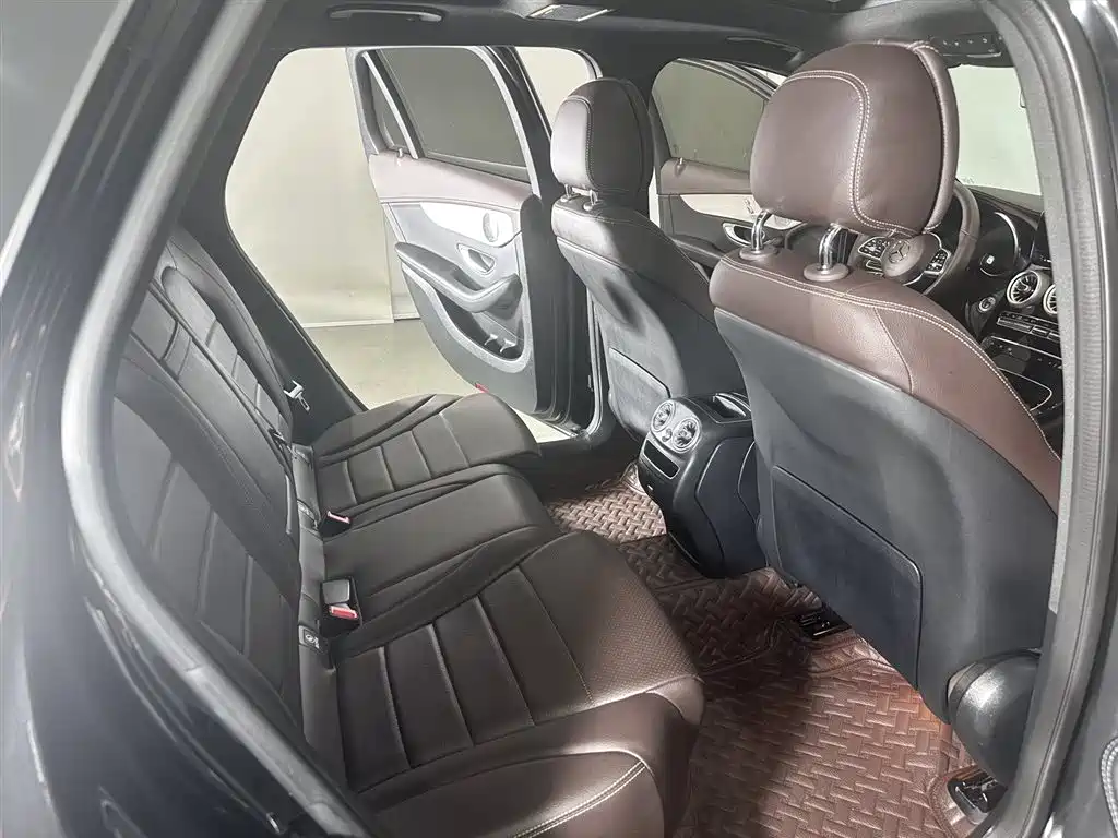 Mercedes-Benz GLC 2022 Facelift III GLC 260 L 4MATIC Dynamic фото 16