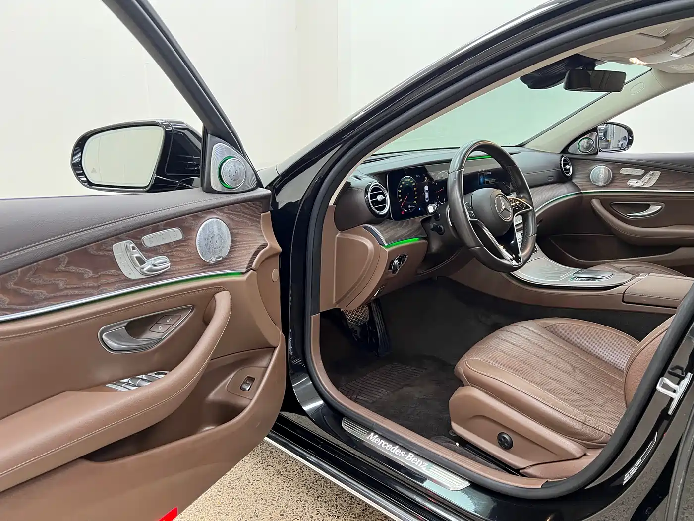 Mercedes-Benz E-Class 2021 E 300 L Premium фото 14