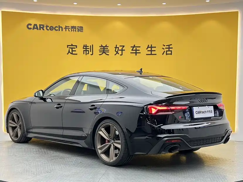 Фото 2 - Audi RS 5