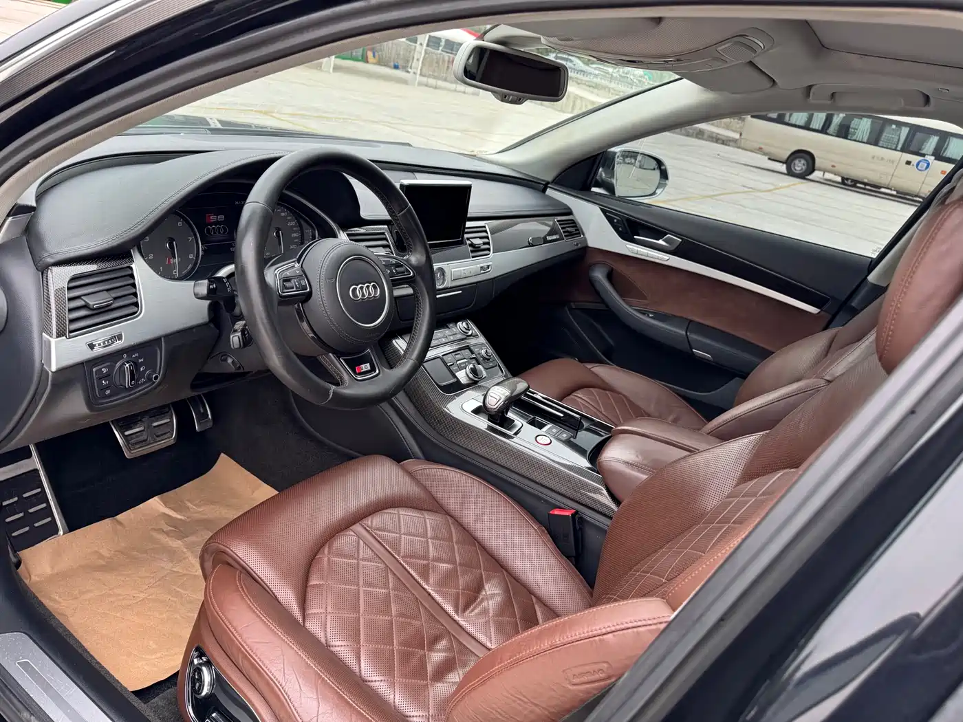 Audi S8 2013 S8 4.0TFSI quattro фото 13