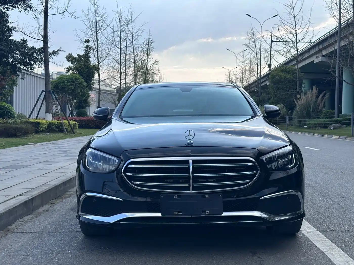  E CLASS