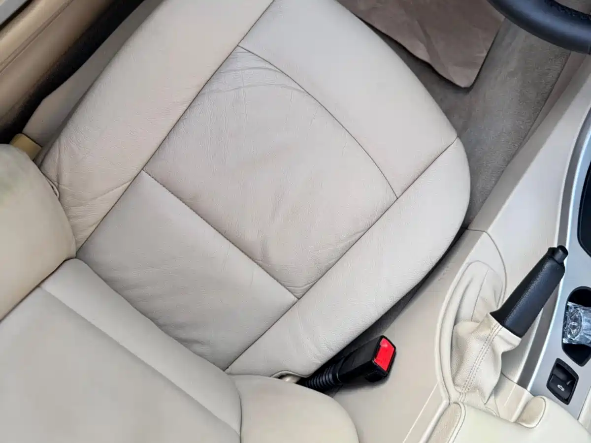 BMW 3 Series (Import) 2011 325i Convertible Coupe фото 11