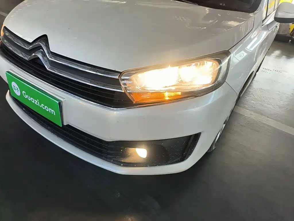 Citroën C4 C-Quatre 2017 2016 1.6L Manual Comfort