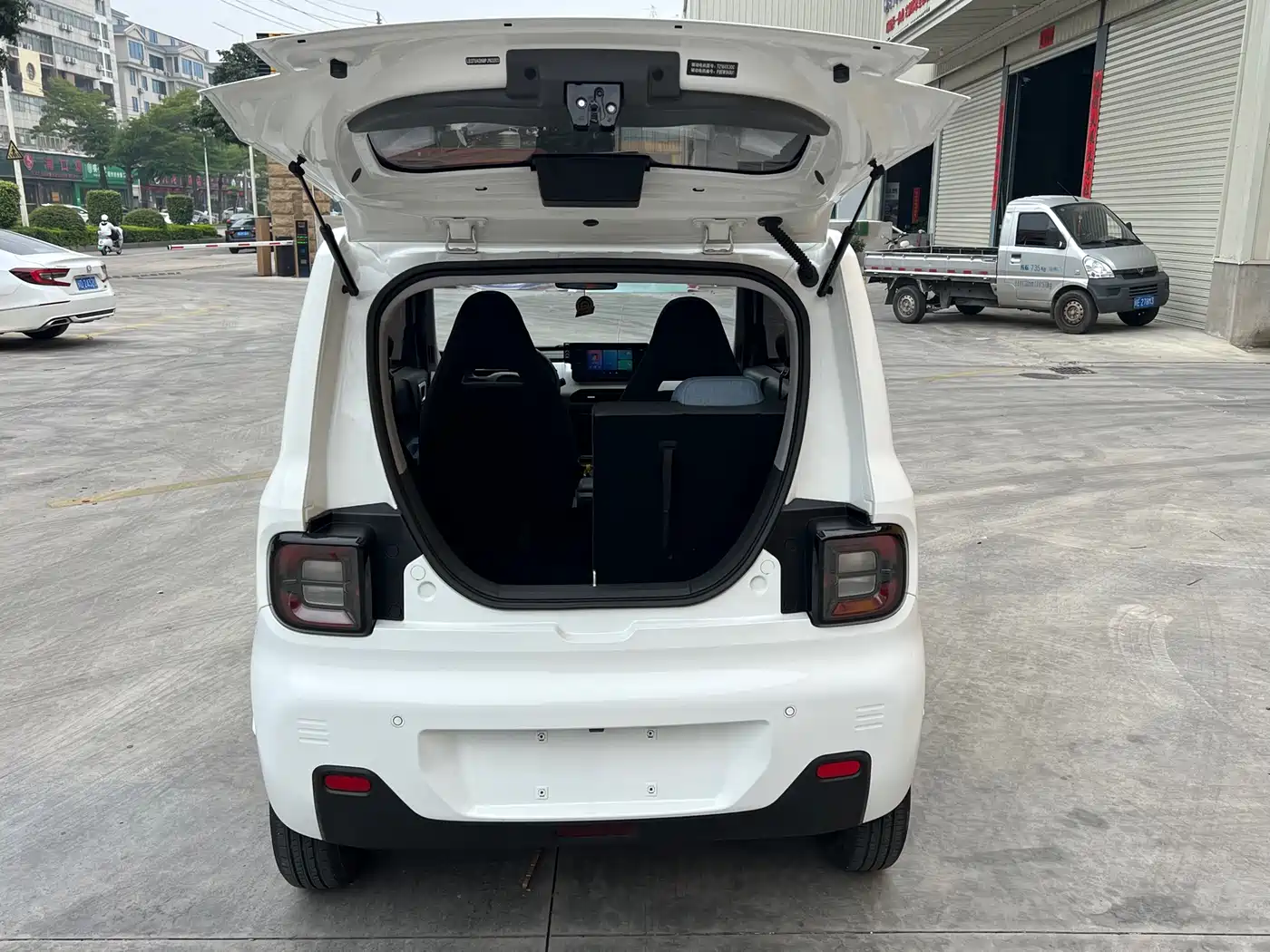 Geely Galaxy Panda 2023 Panda Mini 200km Endurance Bear фото 11
