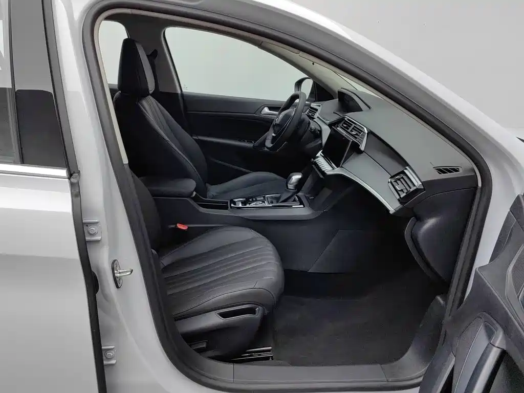 Photo 23 - Peugeot 408