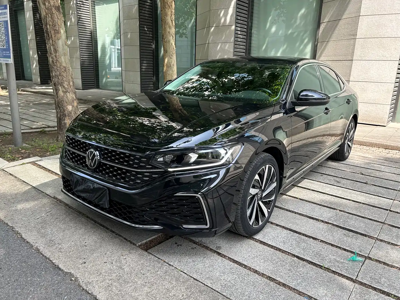 Volkswagen Passat 2023 330TSI Starlight Elite Edition