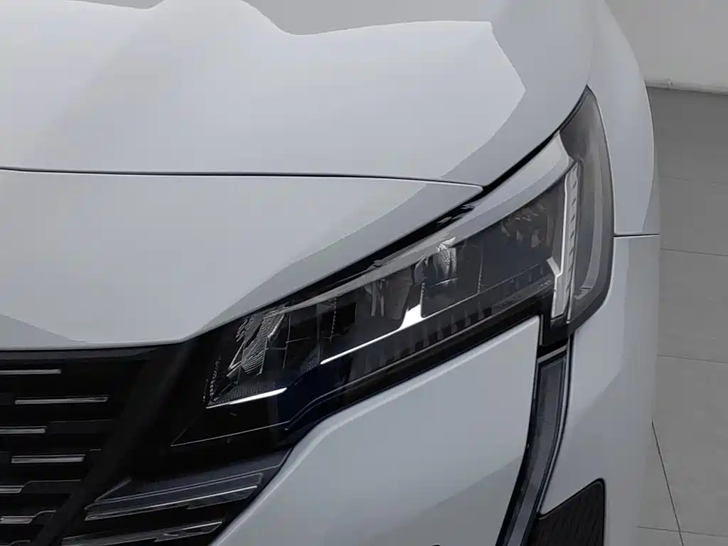 Photo 7 - Peugeot 408