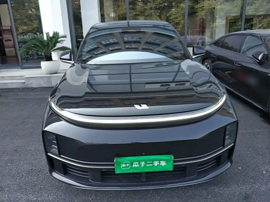 Фото 3 - Li Auto L7