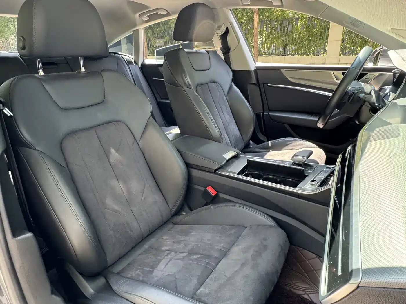 Audi A7 2024 2023 Model 45 TFSI Premium Selection Edition