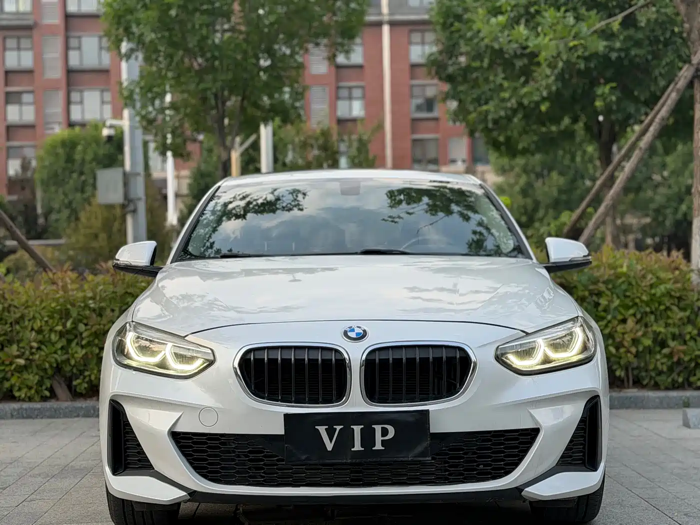 BMW 1 Series 2020 Model 120i M Sport Package фото 2
