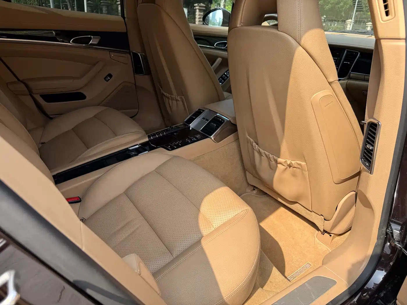 Porsche Panamera 2010 Panamera 3.6L фото 26