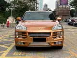 Photo 2 - Porsche Cayenne