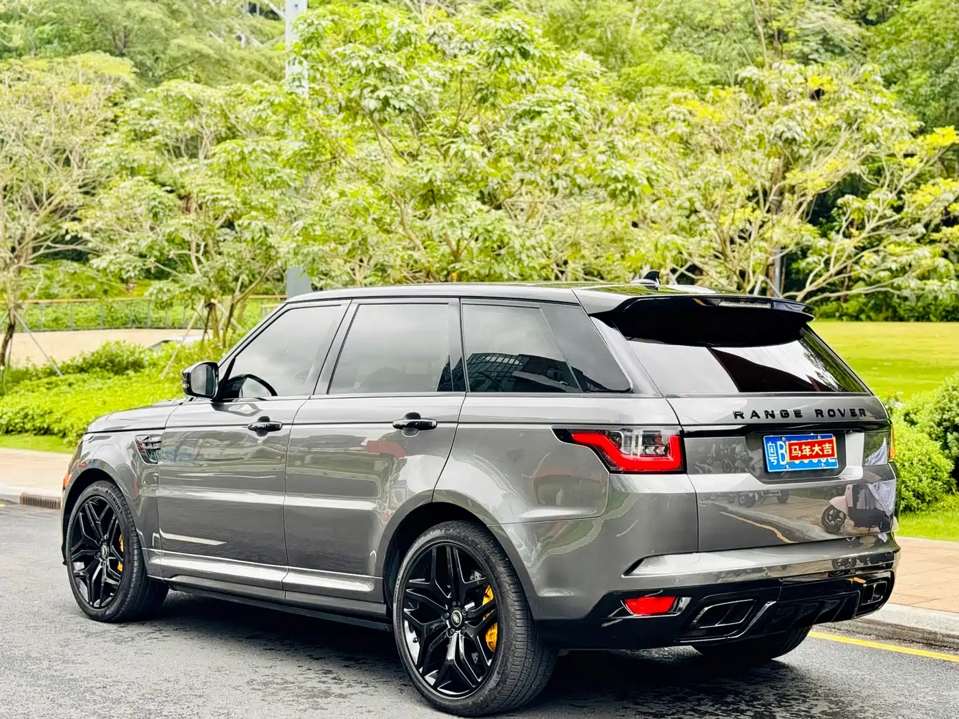 Land Rover Range Rover Sport 2016 Model 3.0 SDV6 HSE DYNAMIC фото 8