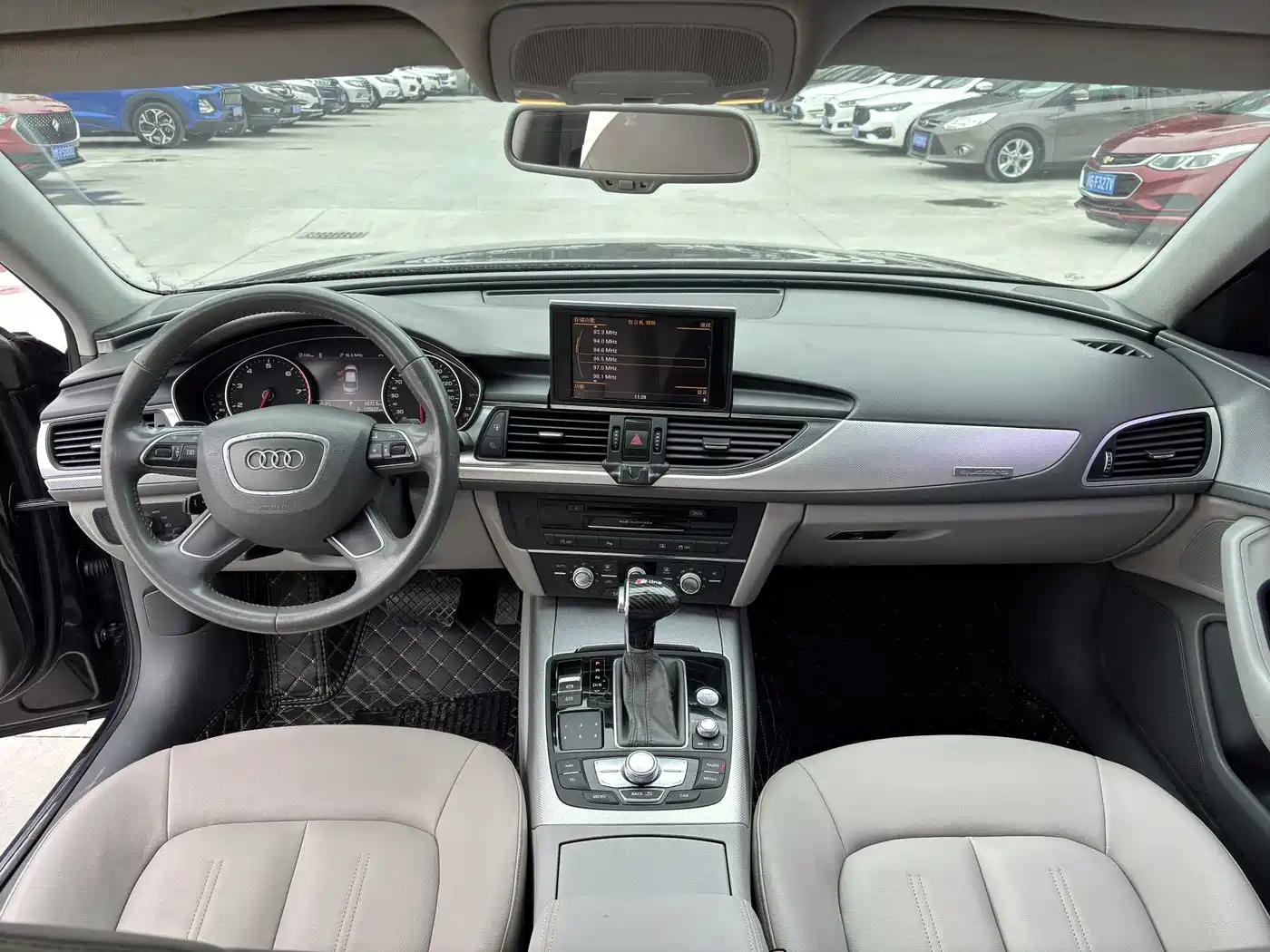 Audi A6L 2012 TFSI Standard фото 9